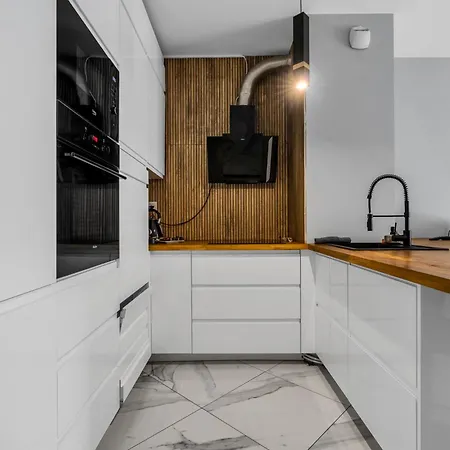 Bialoleka - 61m2, Parking&balcony - By Rentujemy Varşova