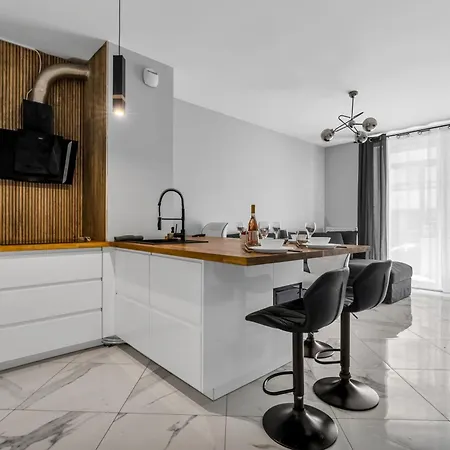 Bialoleka - 61m2, Parking&balcony - By Rentujemy Apartment *
